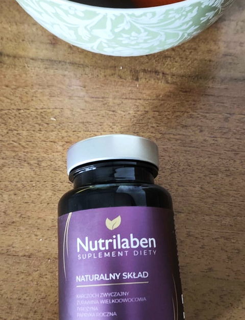 Nutrilaben i miska owoców – suplement jako uzupełnienie zbilansowanej diety